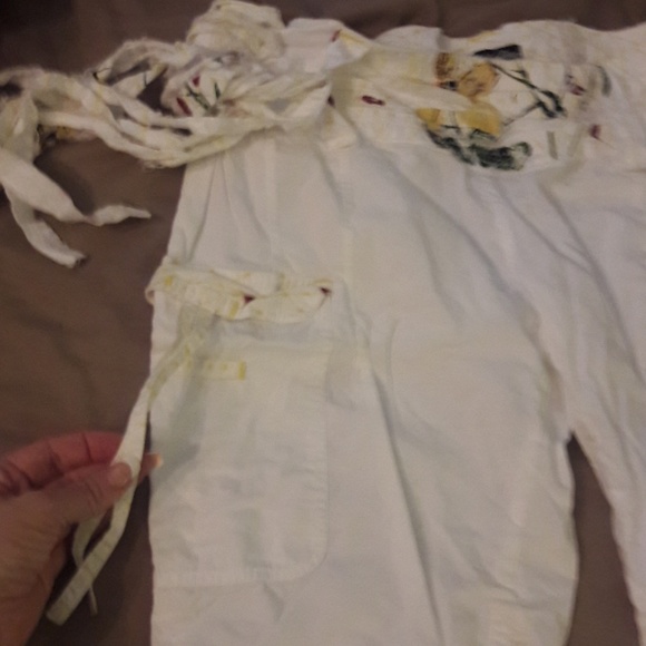 GORGEOUS BOUTIQUE SHORTS,WORE ONCE - Picture 3 of 8